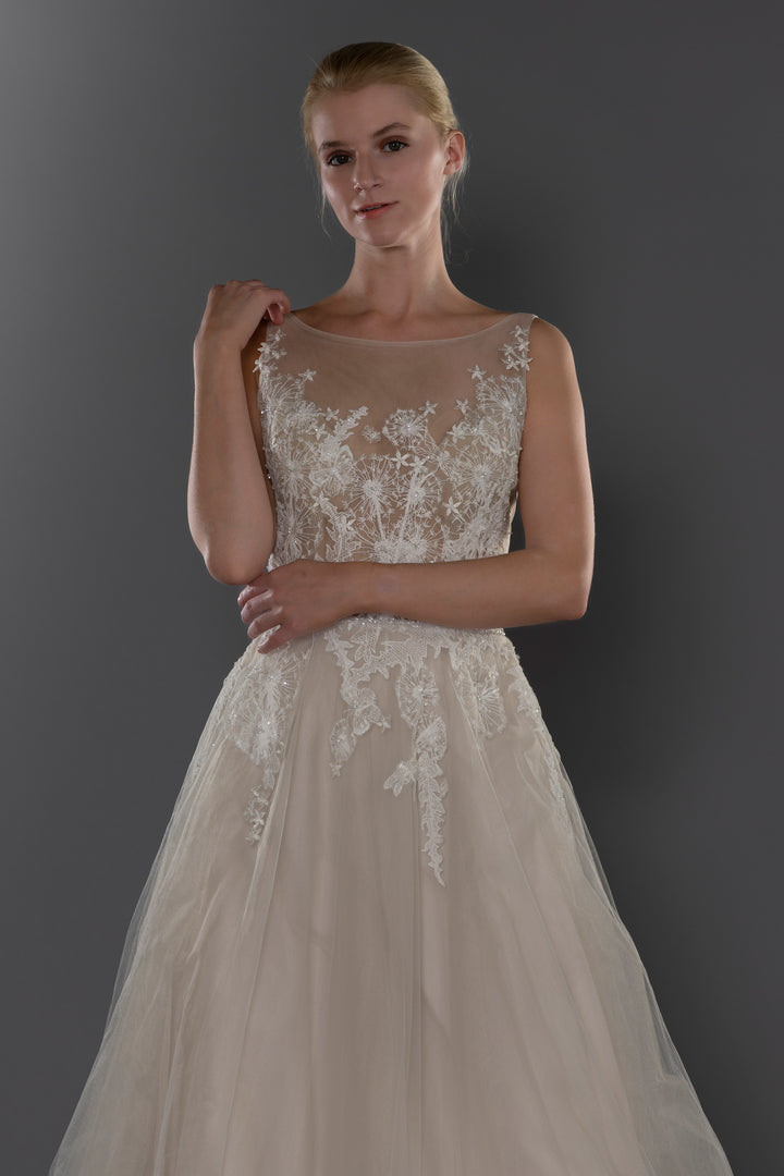 Wedding Gown A-line Moloty A124