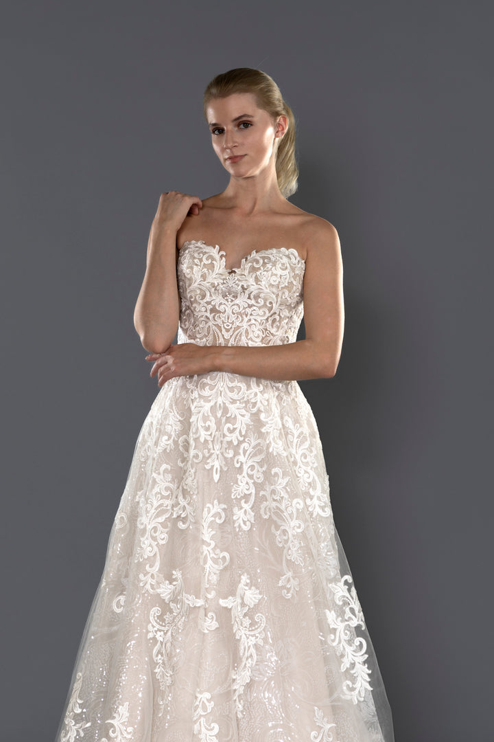 Wedding Gown A-line Moloty A161