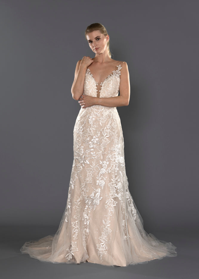 Wedding Gown Fit & flare V-neckline Moloty A168