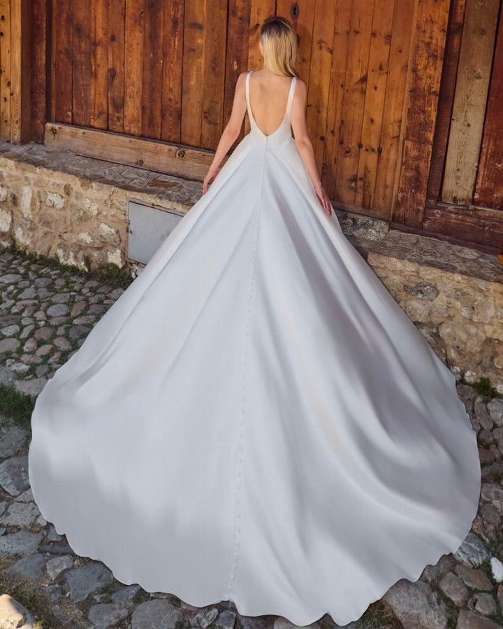 Wedding Gown A-line Calla Blanche Cailin LA25111