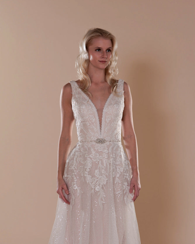 Wedding Gown A-line Moloty A220