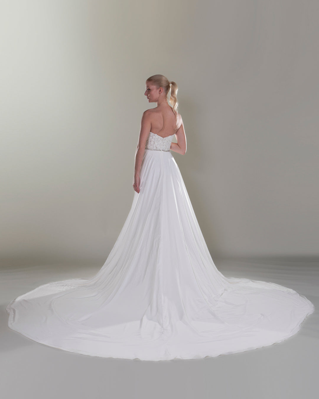 Wedding Gown A-line Moloty 209