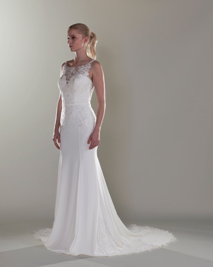 Wedding Gown Fit & Flare Moloty A111