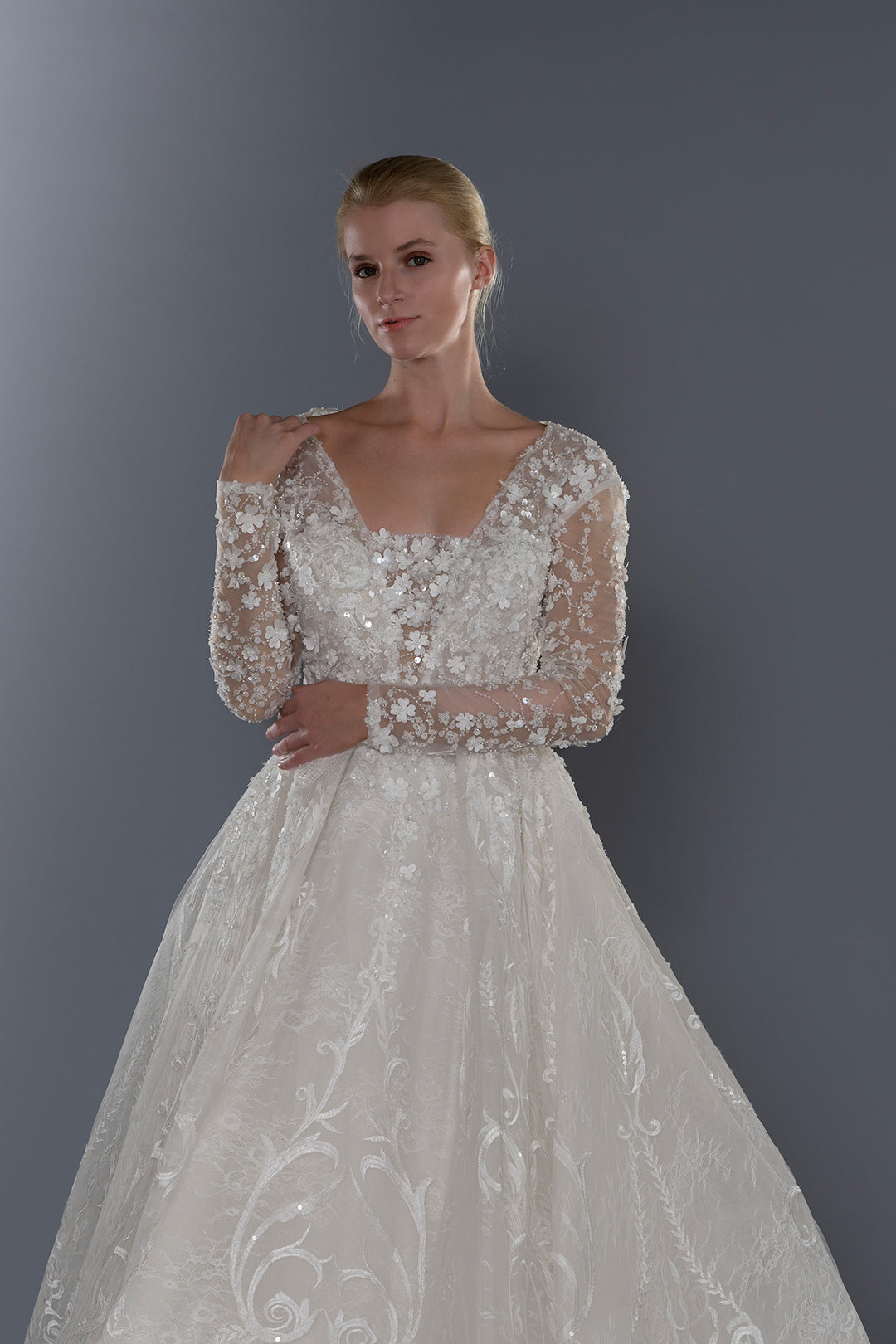 Wedding Gown A-line Moloty A128