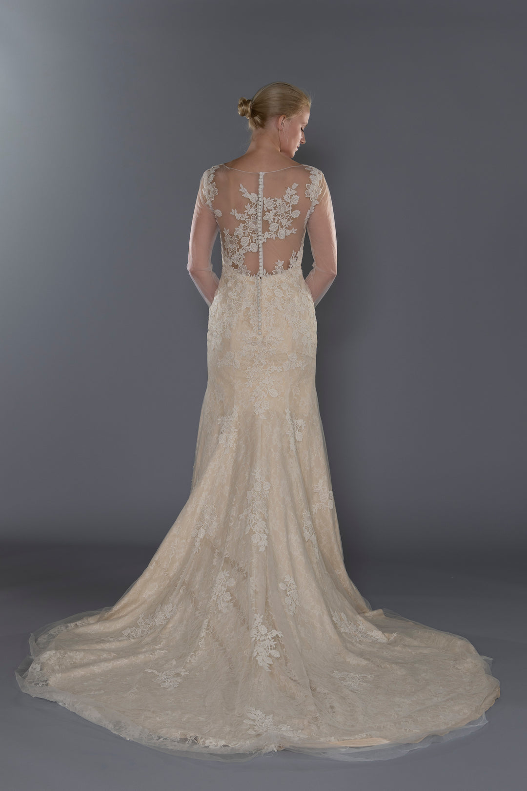 Wedding Gown A-line Moloty A132