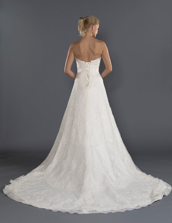 Wedding Gown A-line Moloty A157