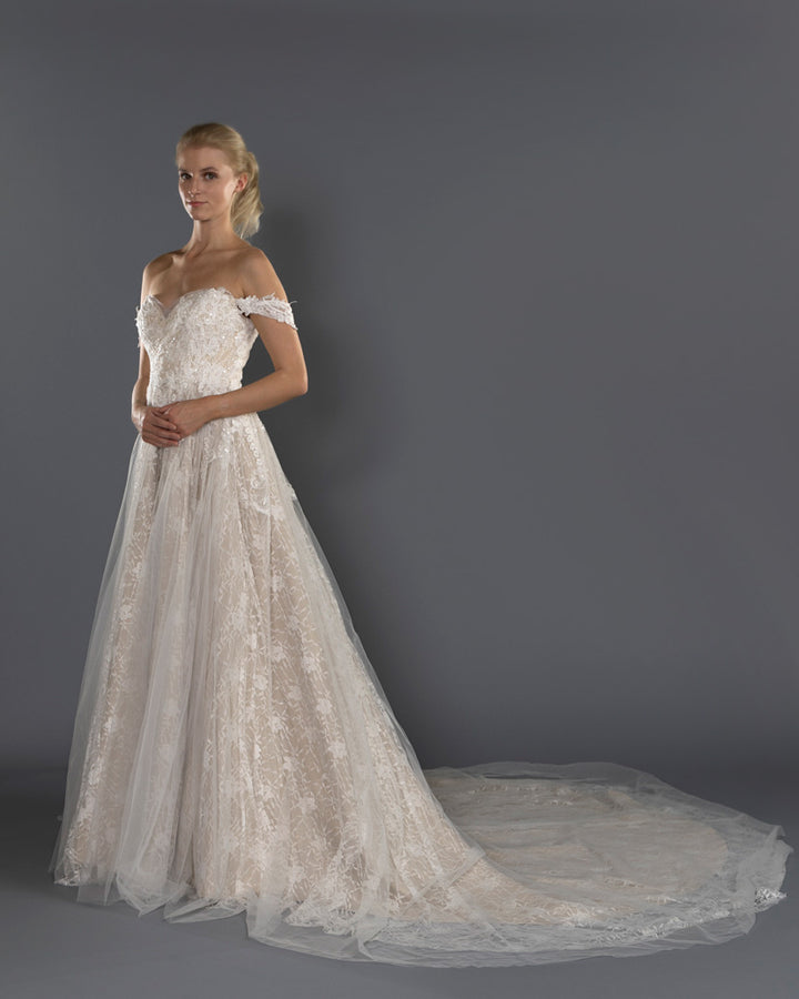 Wedding Gown A-line Moloty A158