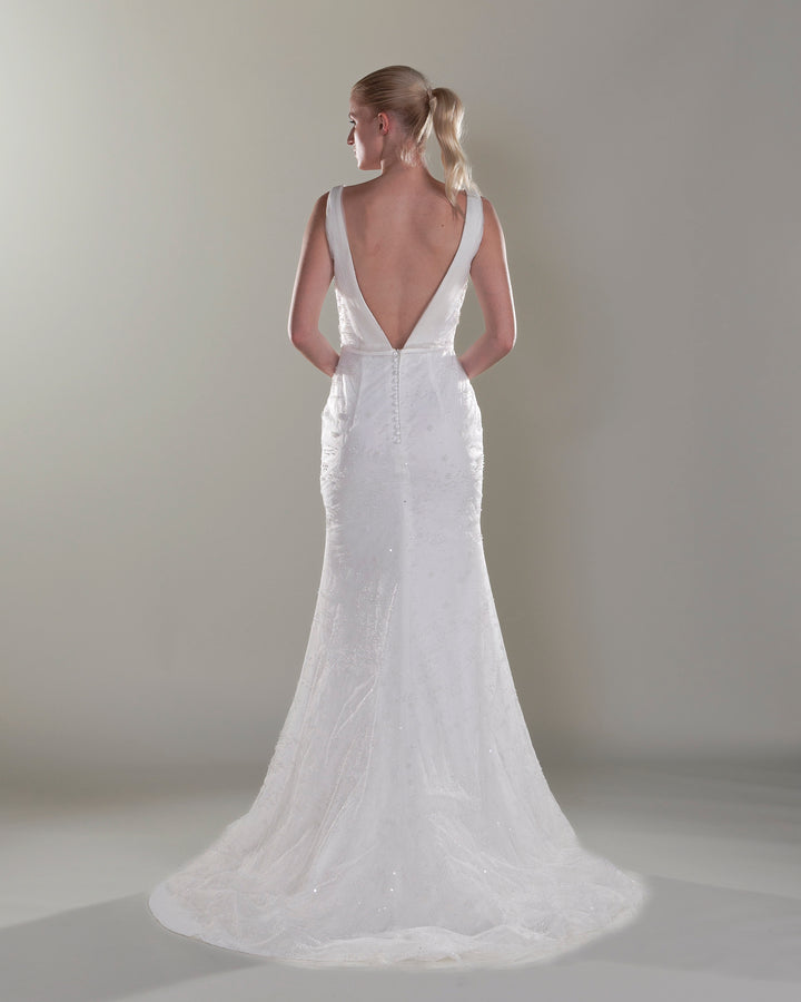 Wedding Gown Fit & Flare Moloty A116