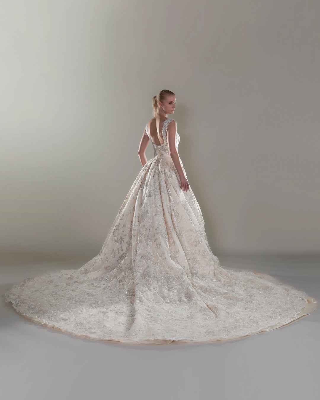 Wedding Gown A-line Ballgown Se-500