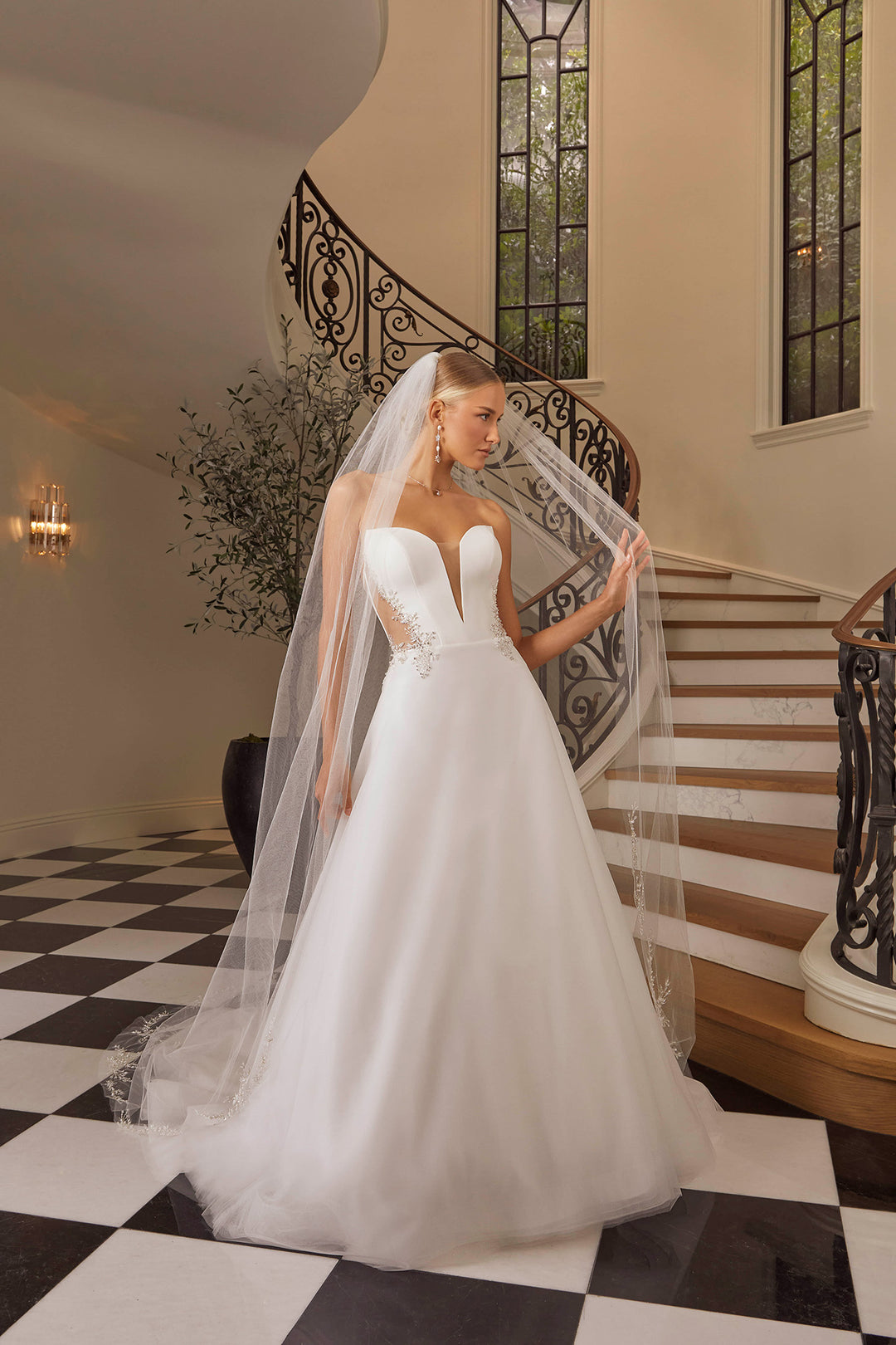 Wedding Gown A-line CASABLANCA MELROSE 2562