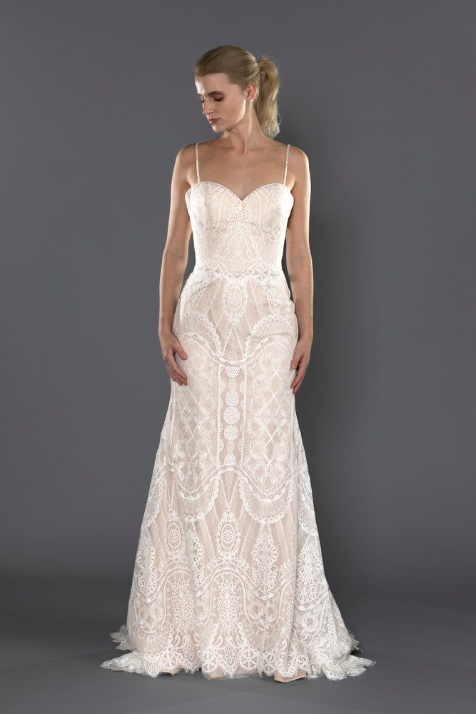 Wedding Gown Fit & Flare Moloty A172