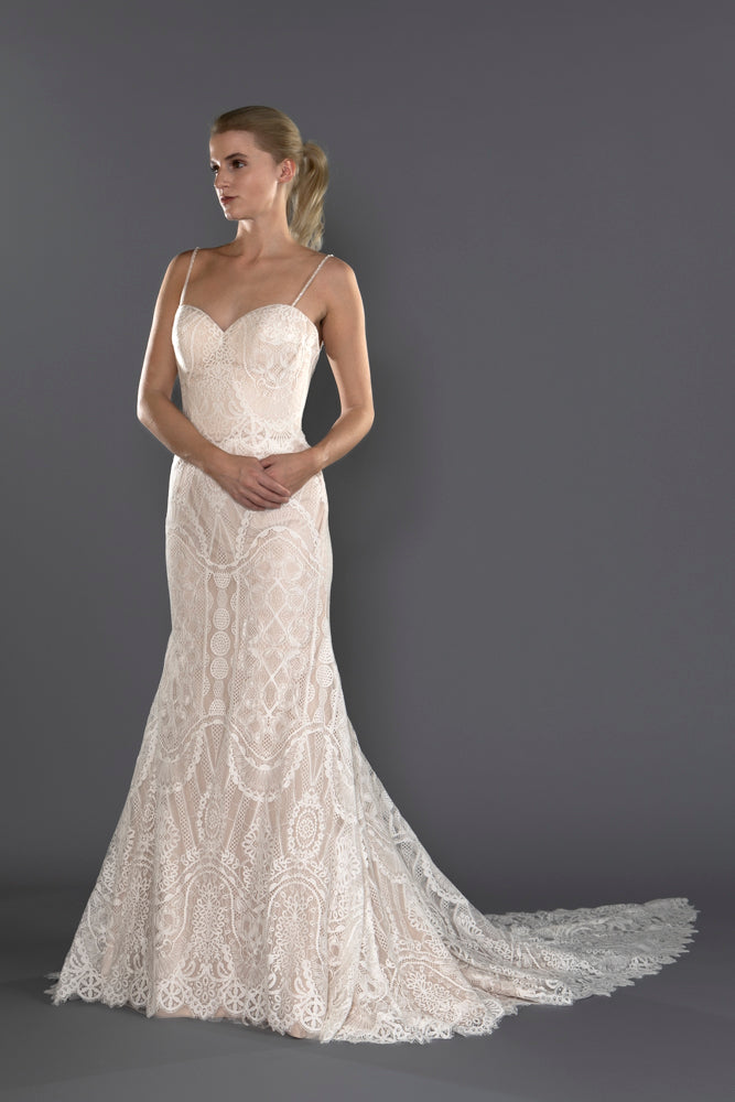 Wedding Gown Fit & Flare Moloty A172