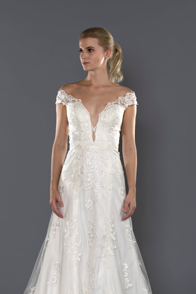 Wedding Gown A-line Moloty A174