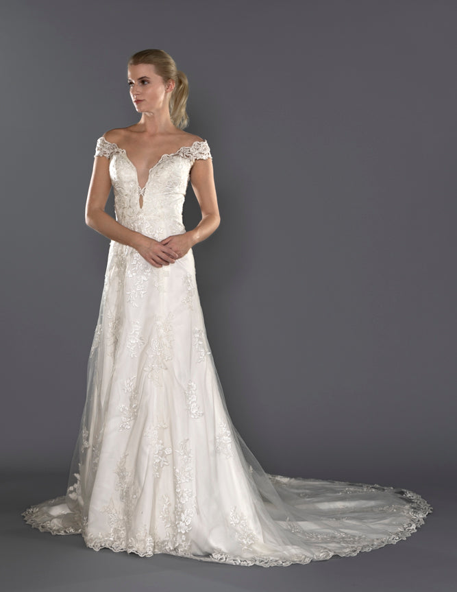 Wedding Gown A-line Moloty A174