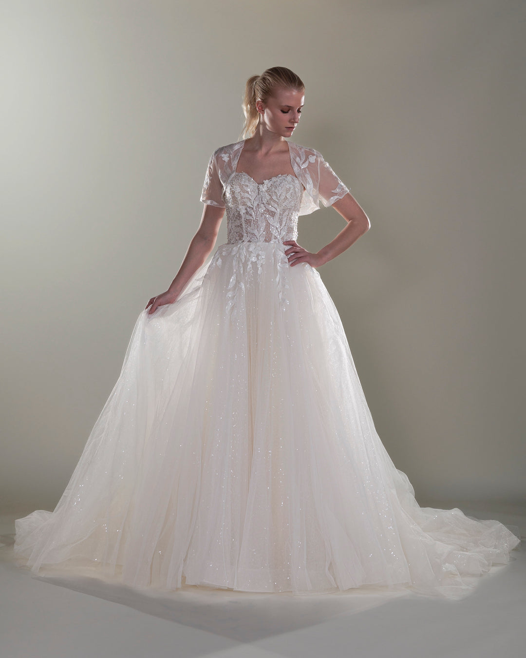 Wedding Gown A-line Ballgown Moloty A008