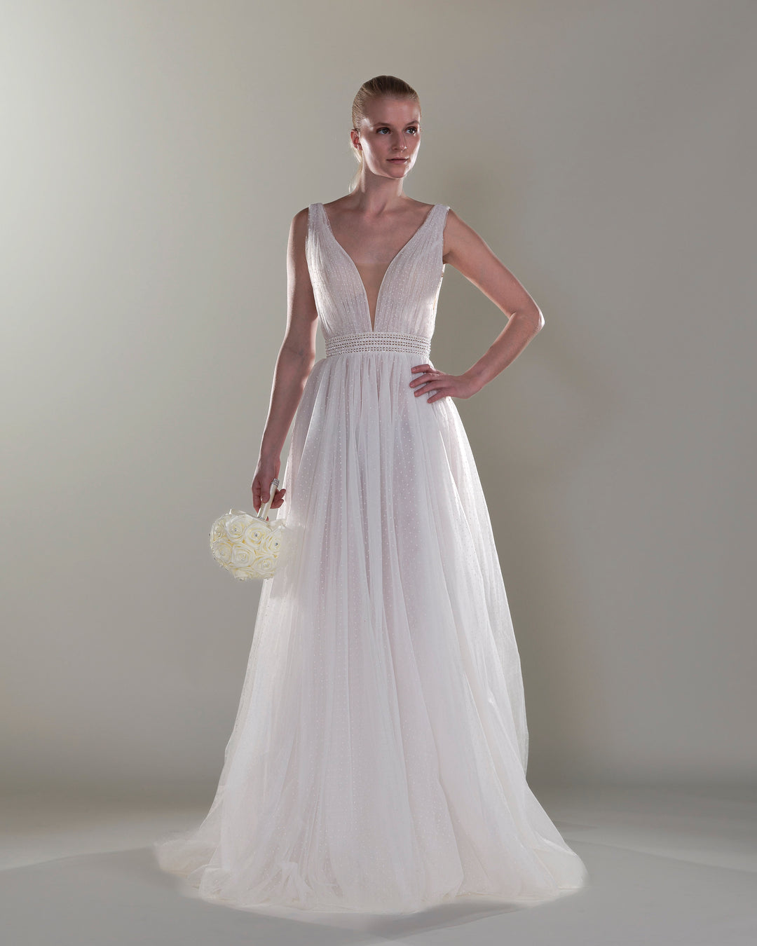Wedding Gown A-line Moloty A015