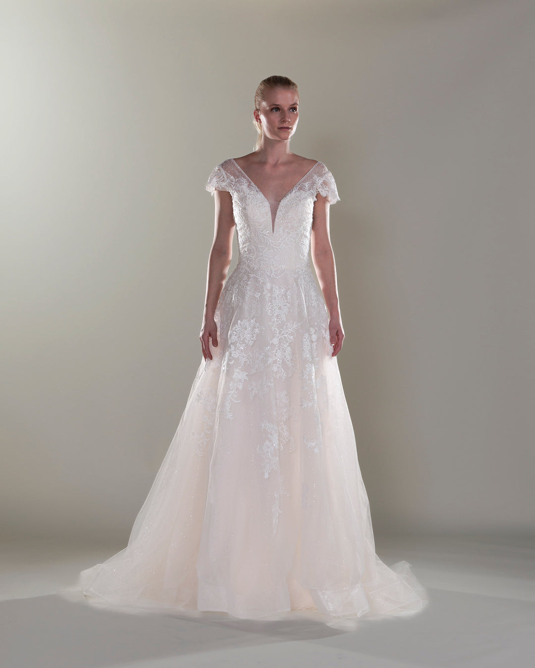 Wedding Gown A-line Moloty A016