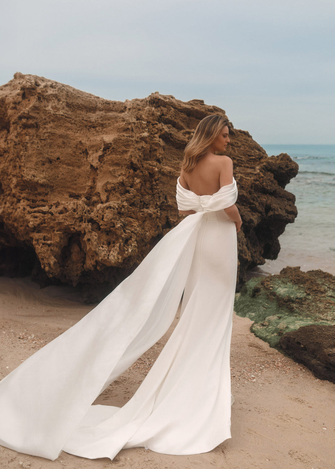 Wedding Gown Sheath GIOVANNA Embelia