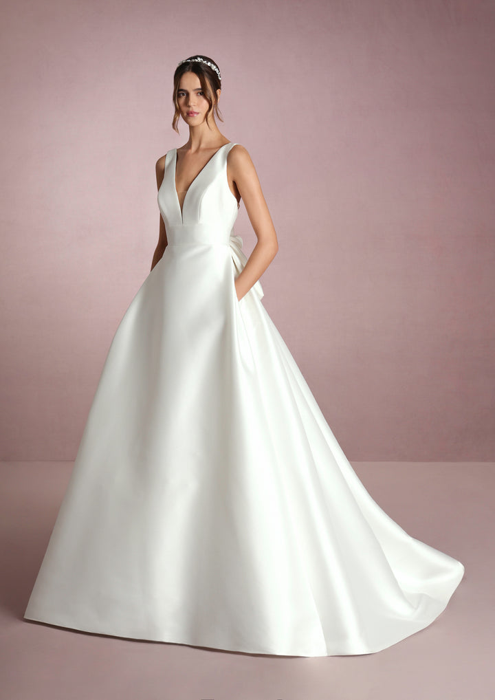Wedding Gown A-line Pronovias IKEBANA