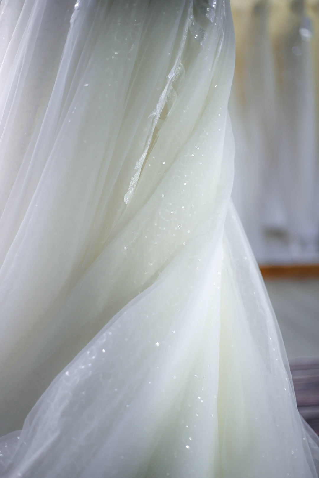 Wedding Gown A-line Ballgown Moloty A008