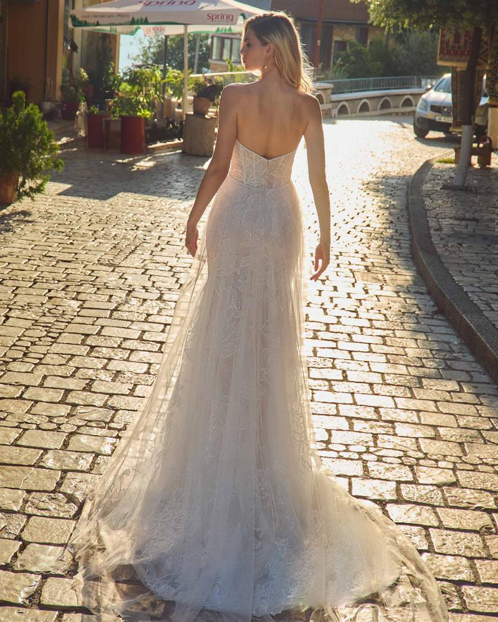 Wedding Gown Fit & Flare Calla Blanche Emilia LA25112