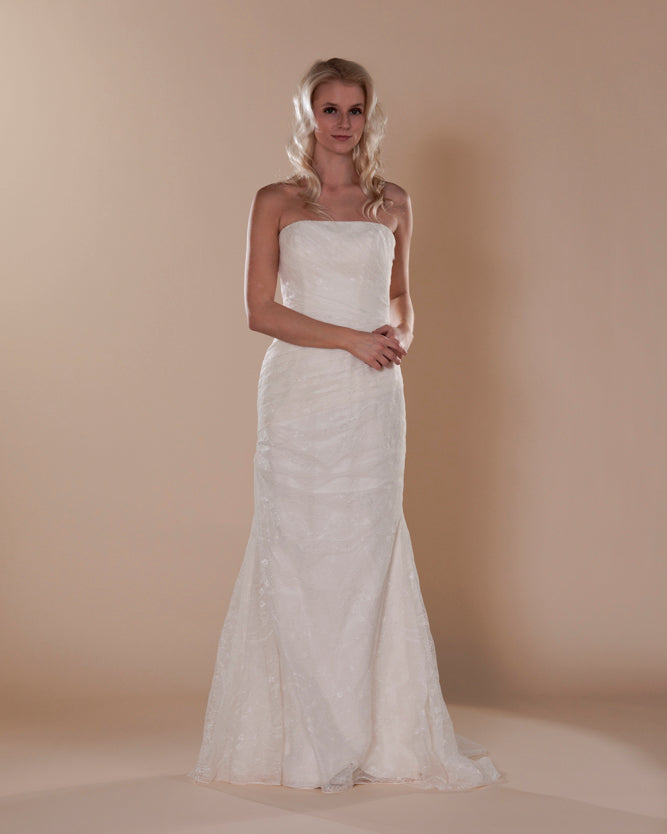 Wedding Gown Fit & Flare Moloty A185