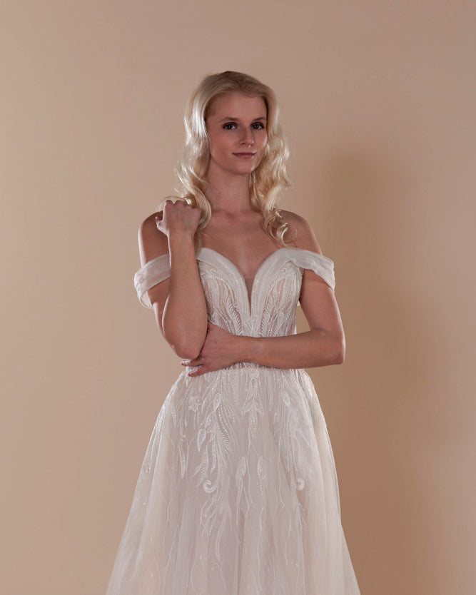 Wedding Gown A-line Moloty A187