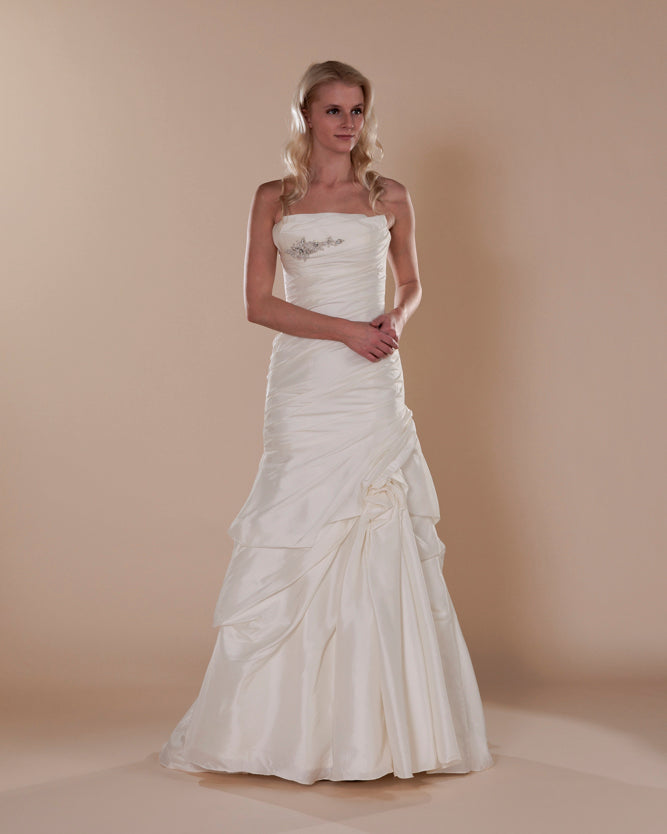 Wedding Gown A-line Moloty A216
