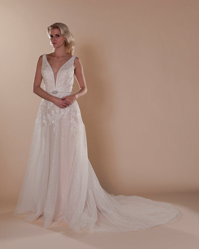 Wedding Gown A-line Moloty A220