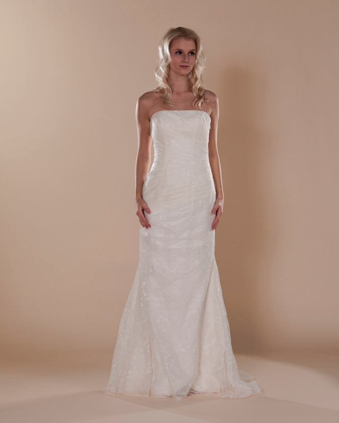 Wedding Gown Fit & Flare Moloty A185