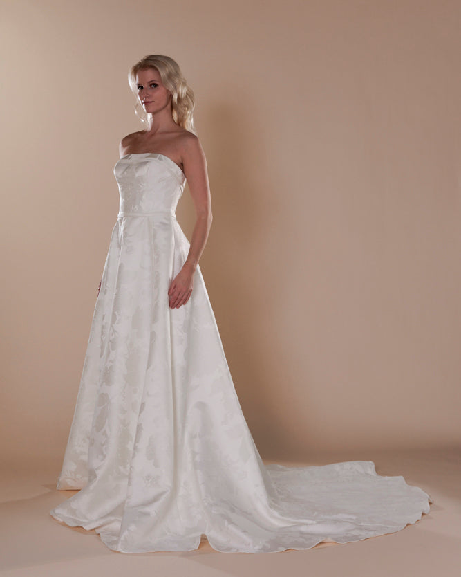 Wedding Gown A-line Moloty A226