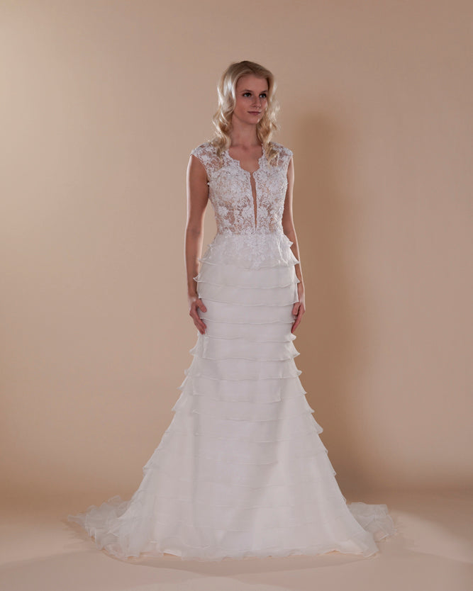 Wedding Gown Fit & Flare Moloty A191