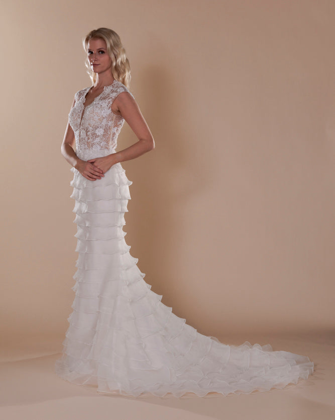 Wedding Gown Fit & Flare Moloty A191