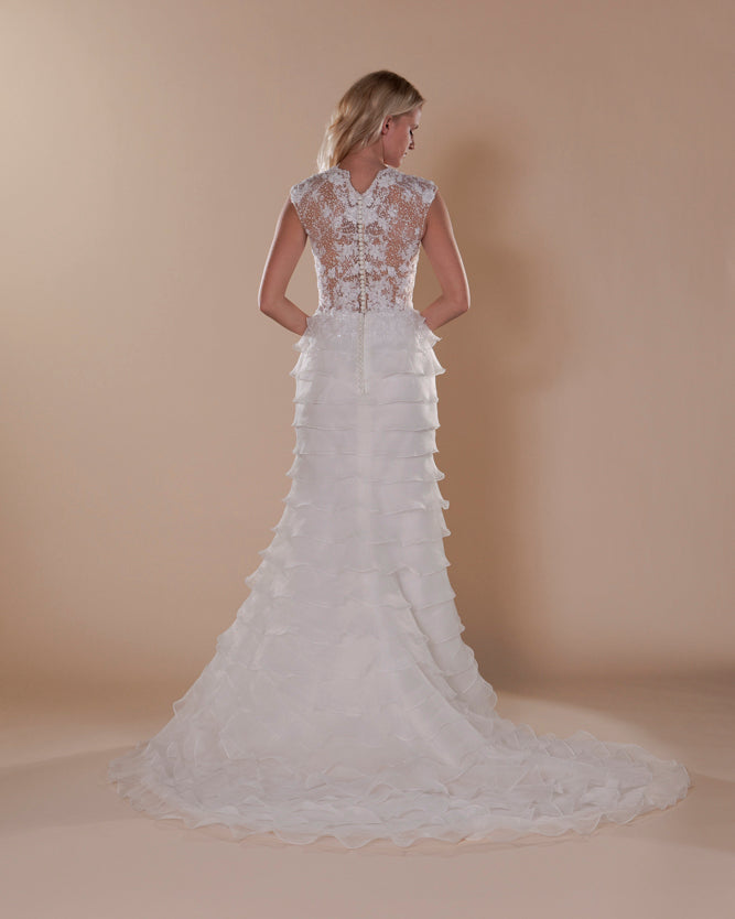 Wedding Gown Fit & Flare Moloty A191