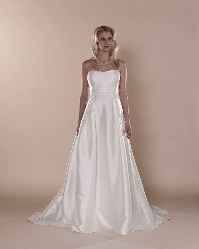 Wedding Gown A-line Moloty A263