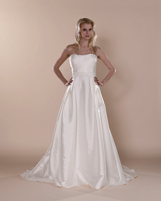 Wedding Gown A-line Moloty A263
