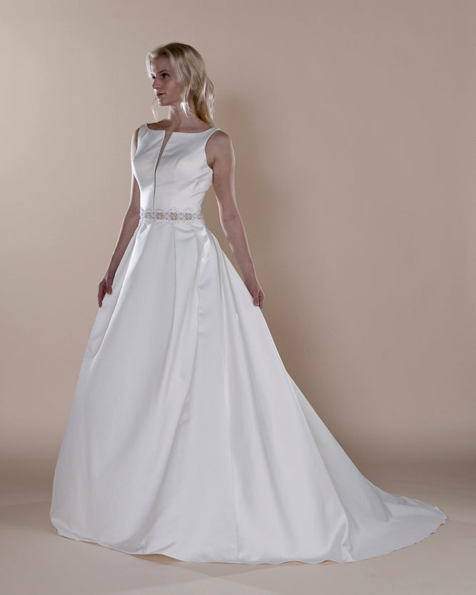 Wedding Gown A-line Moloty A252
