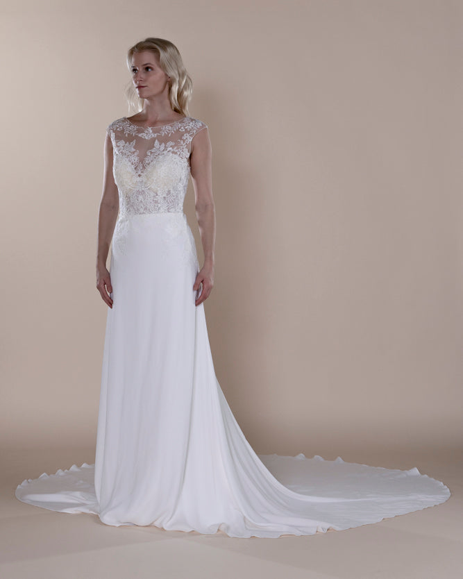 Wedding Gown Fit & Flare Moloty A242