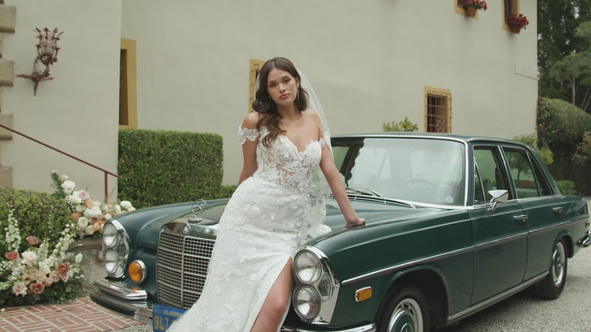 Wedding Gown A-line CASABLANCA AUGUSTINE 2541