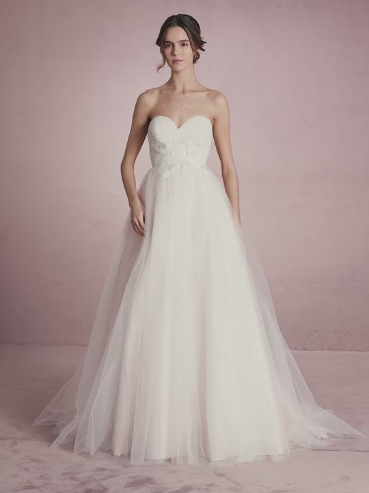 Wedding Gown A-line Ballgown Pronovias ASAKA